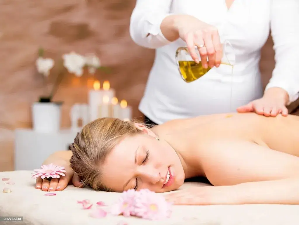 Why Choose Seven Door Spa in Gulshan for Your Hot Oil Body Massage